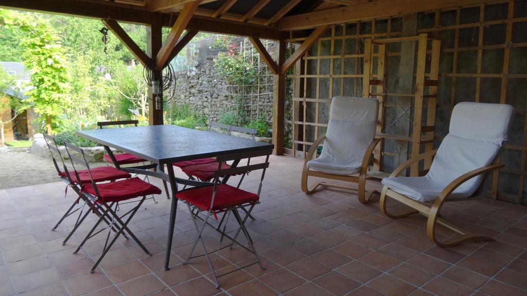 Le Petit Jardin Yoyo Hotel Monts Exterior foto